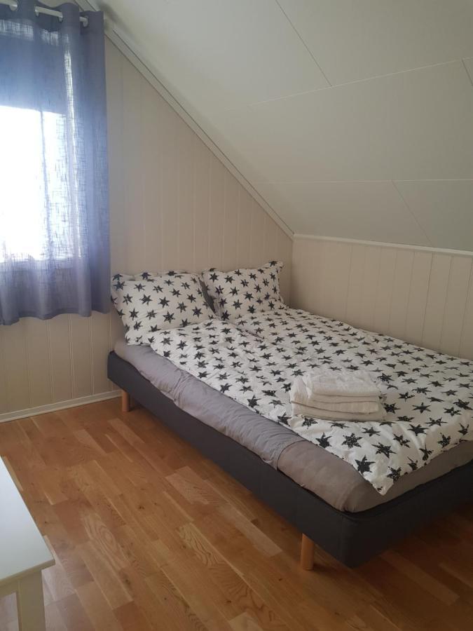 2 Bedrooms Apartment In Sommaroy Island トロムソ エクステリア 写真