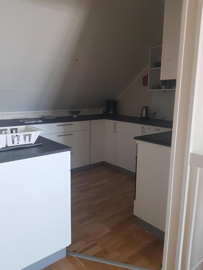 2 Bedrooms Apartment In Sommaroy Island トロムソ エクステリア 写真